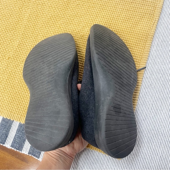 Allbirds womens all black wool runners tennis shoe - Picture 10 of 12